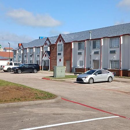 Red Roof Inn & Suites Euless - Dfw Airport Southwest Exterior foto